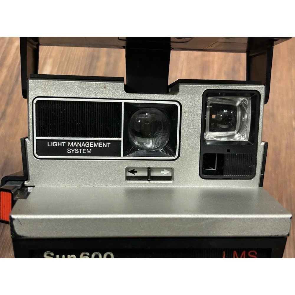 Vintage Polaroid Sun 600 LMS Instant Film Camera